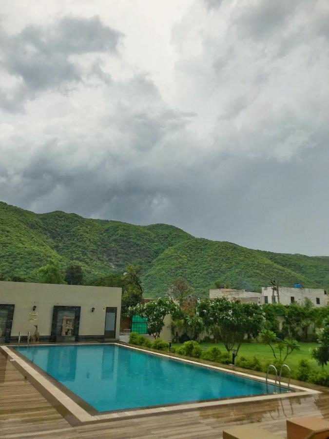 Brahma Horizon Hotel & Spa - Pushkar Bagian luar foto