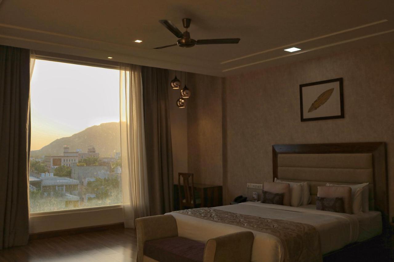 Brahma Horizon Hotel & Spa - Pushkar Bagian luar foto