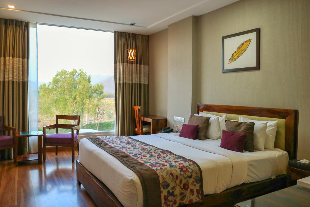 Brahma Horizon Hotel & Spa - Pushkar Bagian luar foto