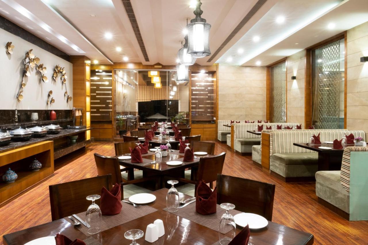 Brahma Horizon Hotel & Spa - Pushkar Bagian luar foto