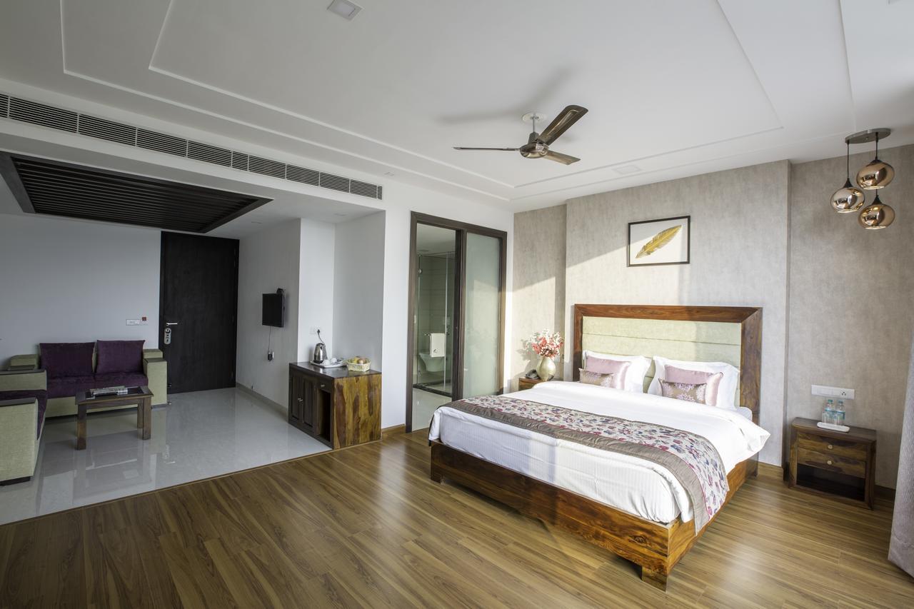 Brahma Horizon Hotel & Spa - Pushkar Bagian luar foto