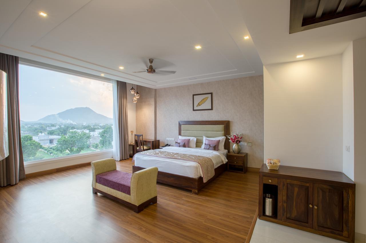Brahma Horizon Hotel & Spa - Pushkar Bagian luar foto