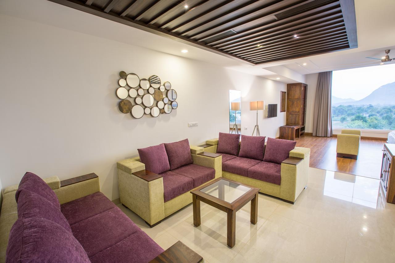 Brahma Horizon Hotel & Spa - Pushkar Bagian luar foto